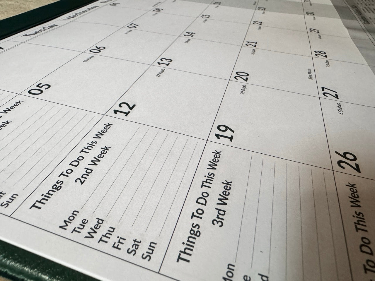 Weekly planner with dates and 'Things To Do' sections.