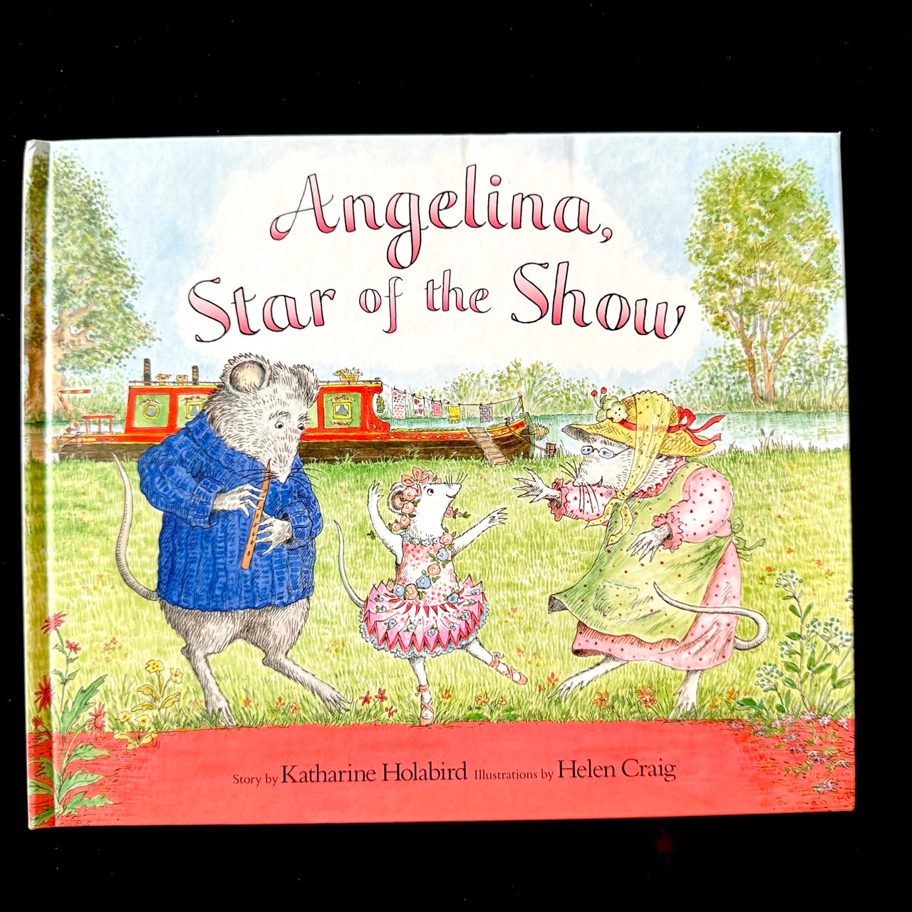 Angelina, Star of the Show (pre-loved)