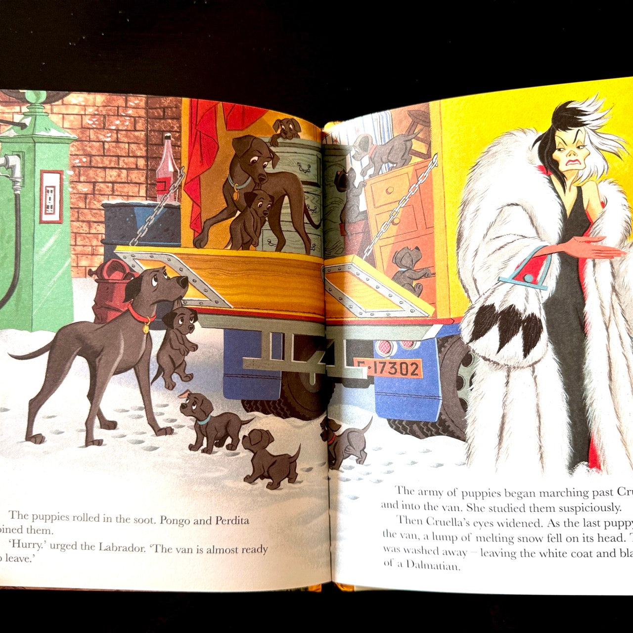 Disney A Treasure Cover Story:  101 Dalmatians (pre-loved)