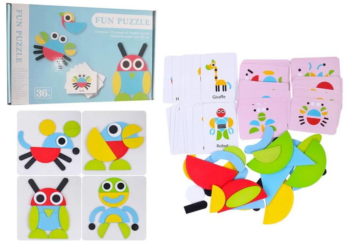 Children's puzzle set with colorful animal illustrations and packaging on a white background